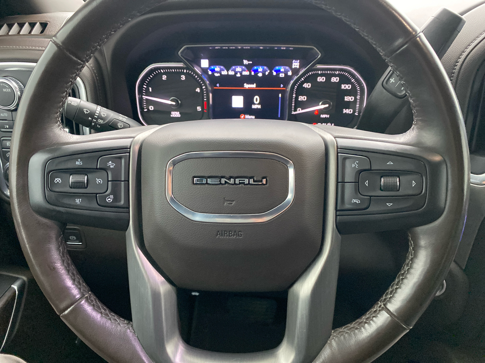 2022 GMC Sierra 2500HD Denali 4WD Crew Cab 159 17