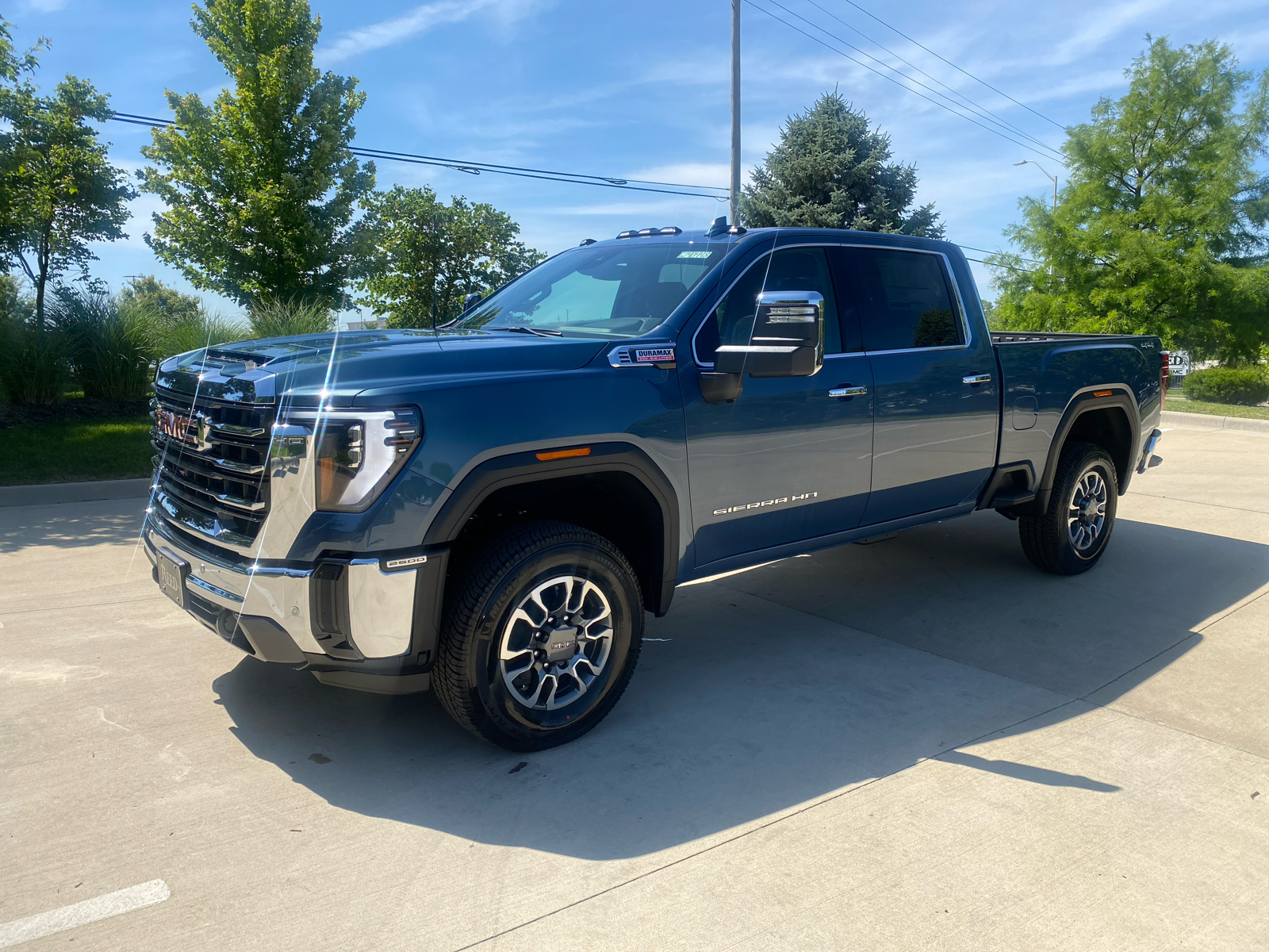 2024 GMC Sierra 2500HD SLT 4WD Crew Cab 159 1