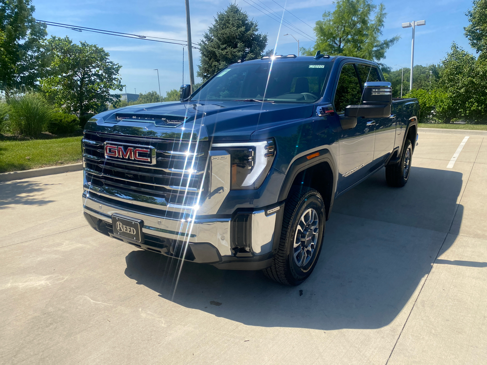 2024 GMC Sierra 2500HD SLT 4WD Crew Cab 159 2