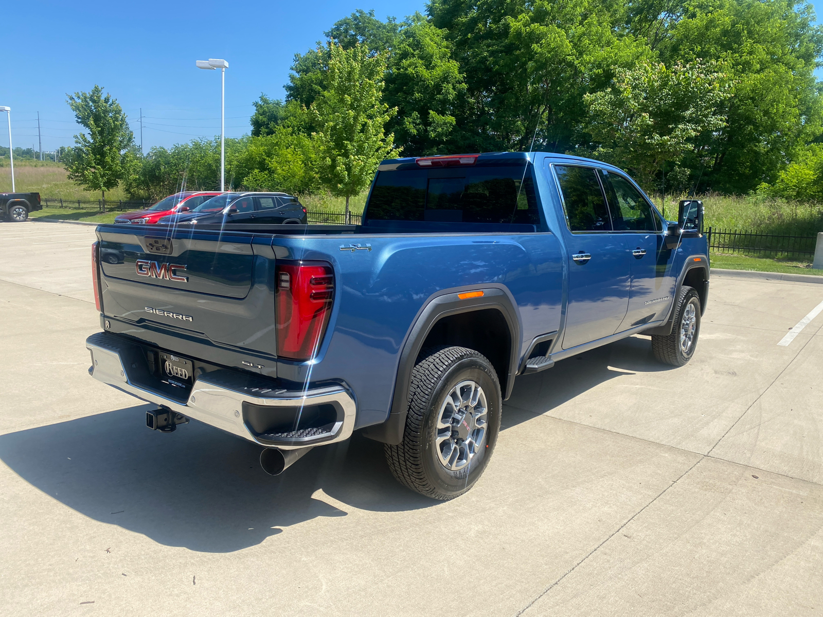 2024 GMC Sierra 2500HD SLT 4WD Crew Cab 159 6