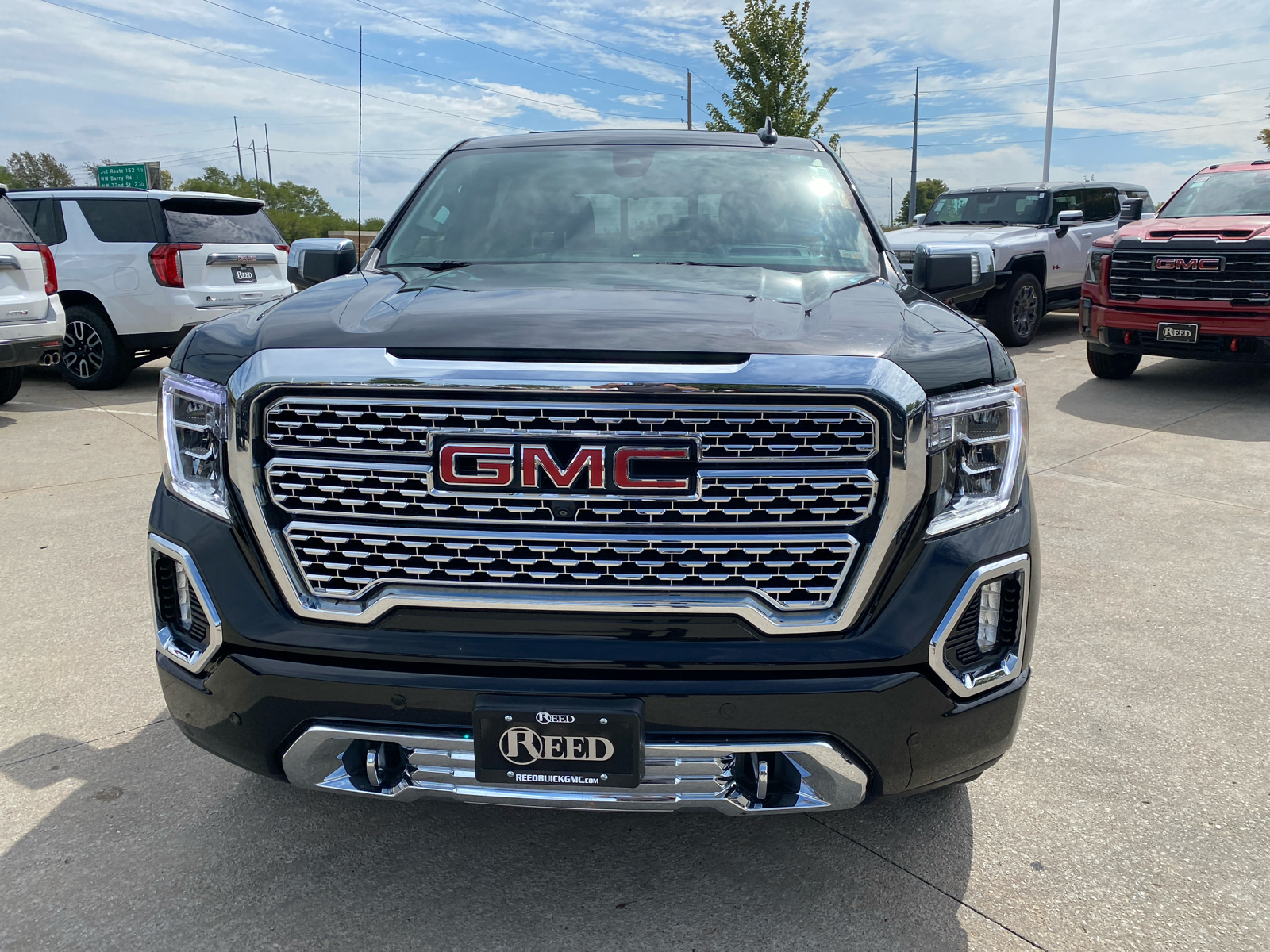 2021 GMC Sierra 1500 Denali 4WD Crew Cab 147 3