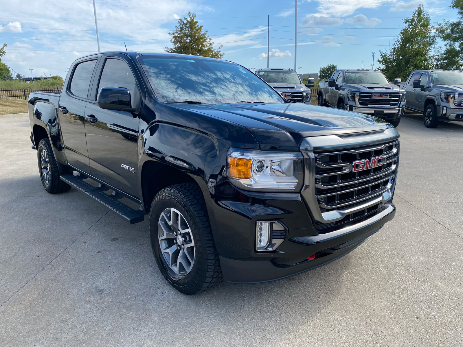 2021 GMC Canyon 4WD AT4 w/Leather Crew Cab 128 4