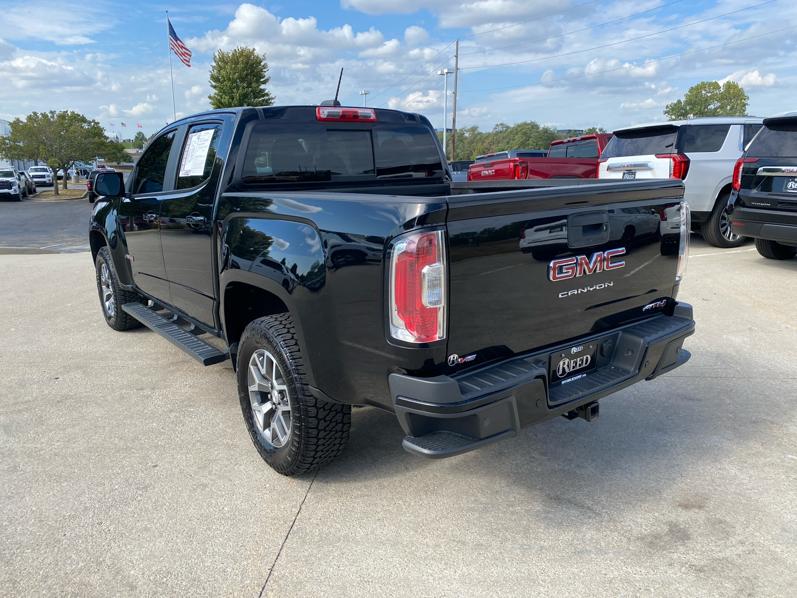 2021 GMC Canyon 4WD AT4 w/Leather Crew Cab 128 8