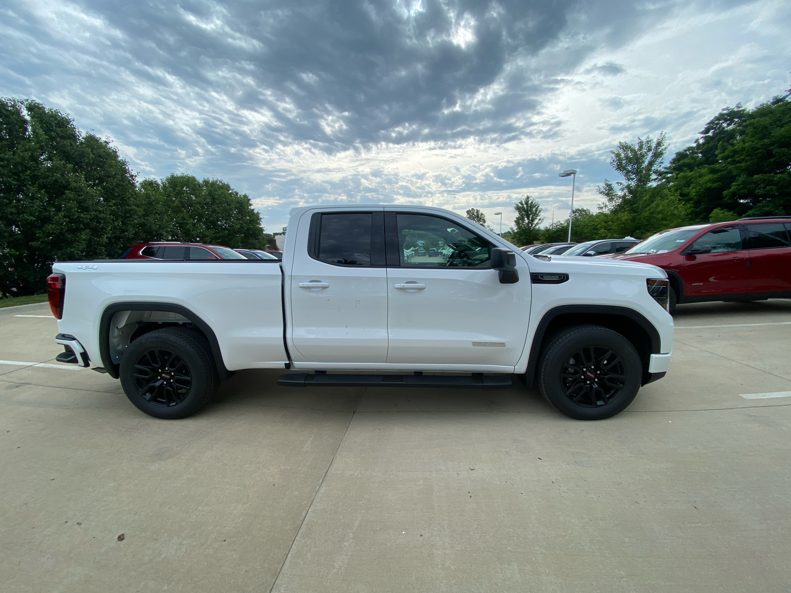 2024 GMC Sierra 1500 Elevation 4WD Double Cab 147 5