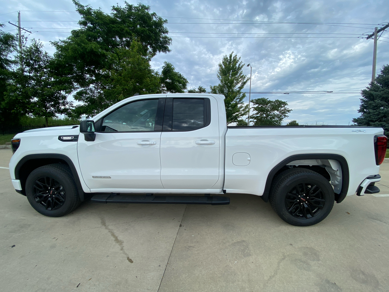 2024 GMC Sierra 1500 Elevation 4WD Double Cab 147 9