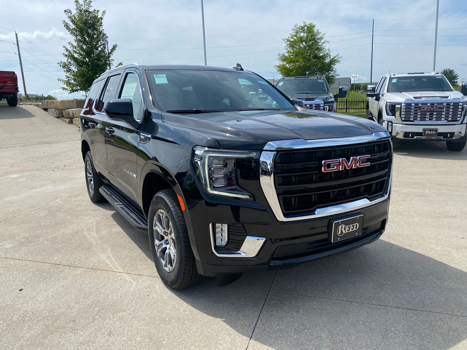 2024 GMC Yukon SLE 4