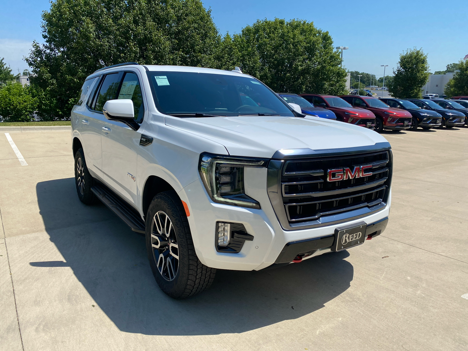 2024 GMC Yukon AT4 4