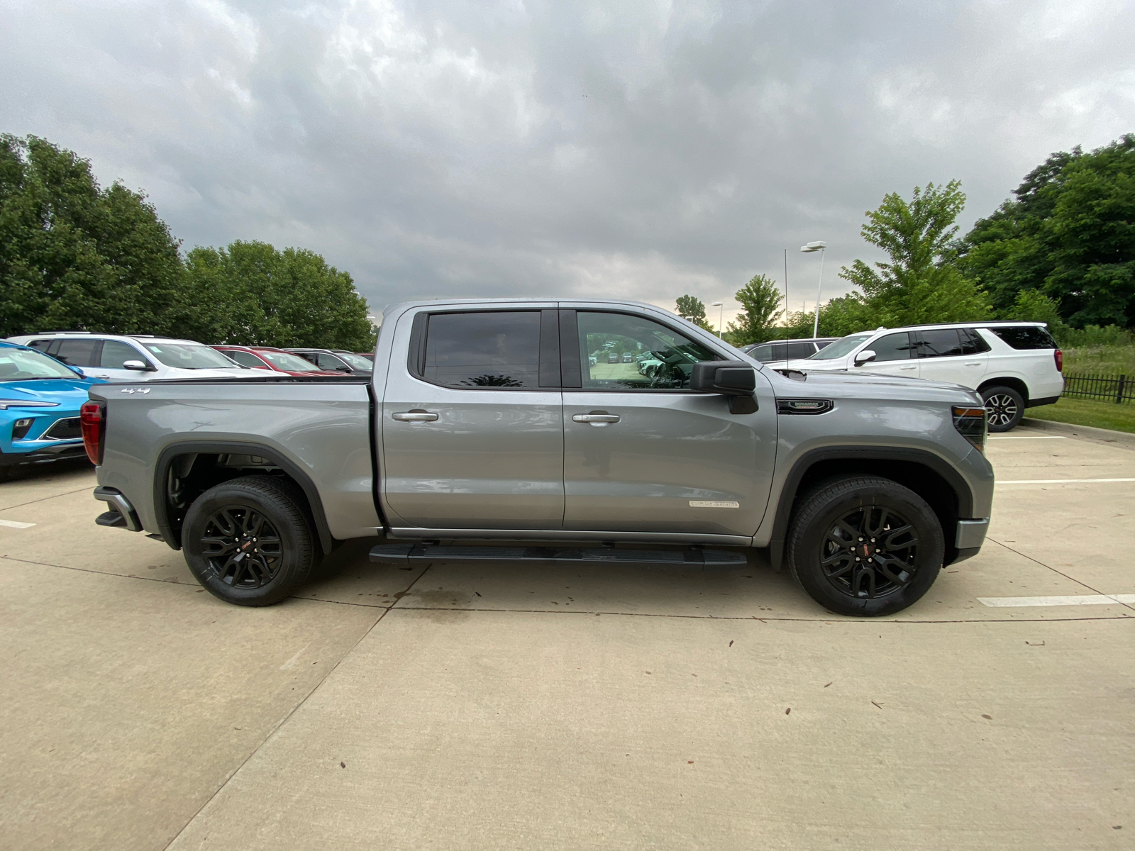 2024 GMC Sierra 1500 Elevation 4WD Crew Cab 147 5