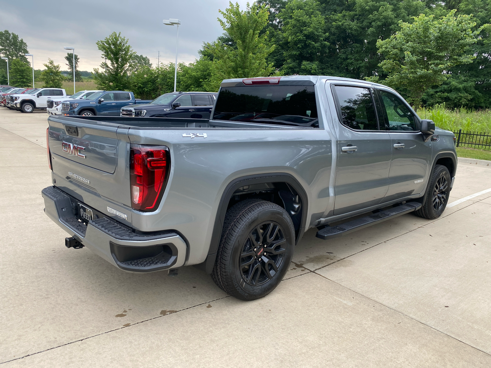 2024 GMC Sierra 1500 Elevation 4WD Crew Cab 147 6