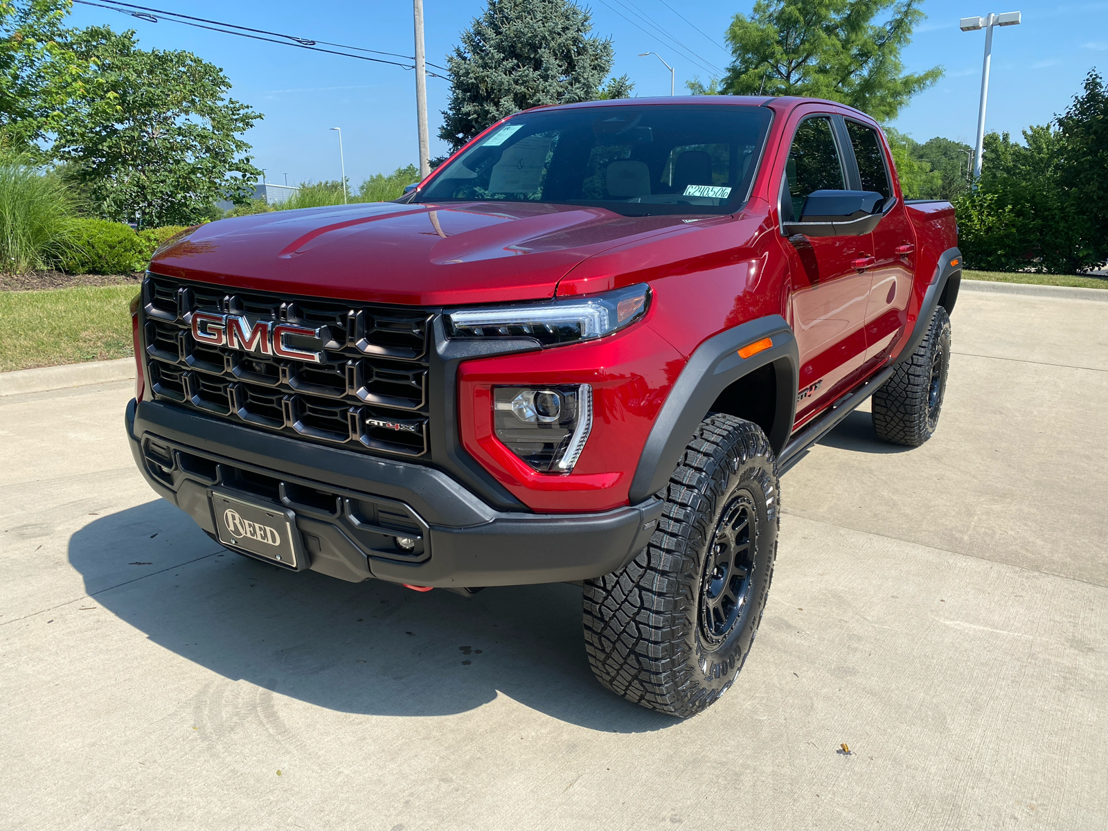 2024 GMC Canyon 4WD AT4X Crew Cab 2