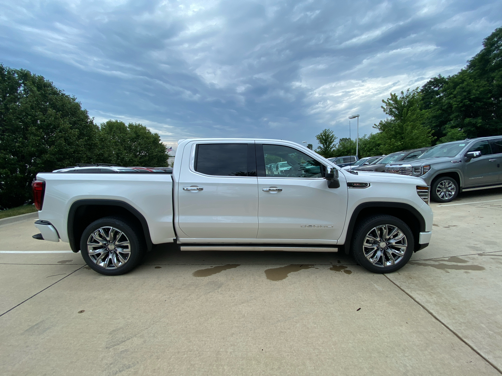 2024 GMC Sierra 1500 Denali 4WD Crew Cab 147 5