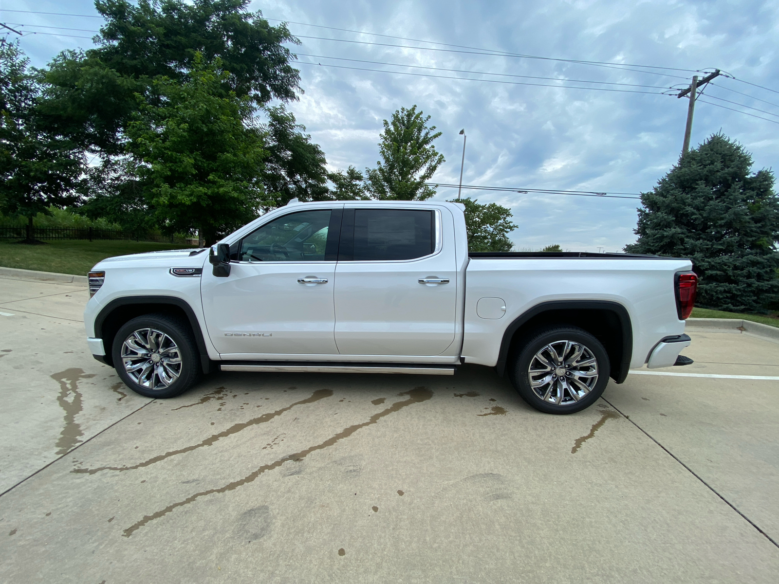 2024 GMC Sierra 1500 Denali 4WD Crew Cab 147 9