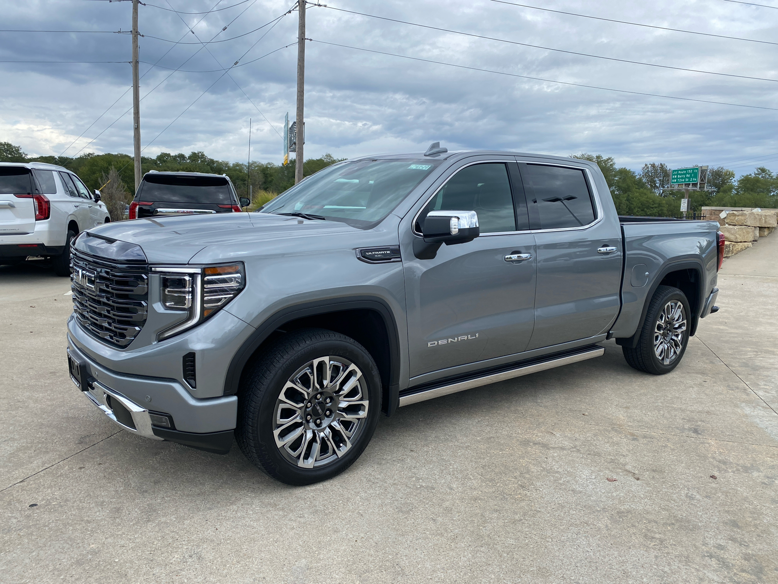 2024 GMC Sierra 1500 Denali Ultimate 4WD Crew Cab 147 1