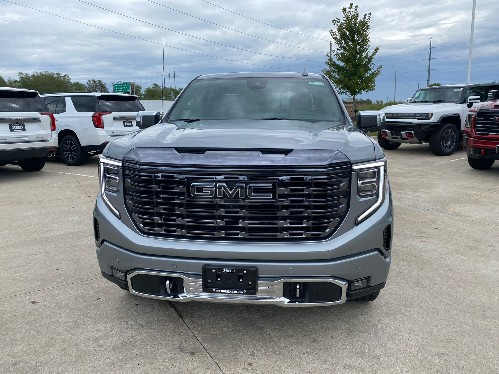 2024 GMC Sierra 1500 Denali Ultimate 4WD Crew Cab 147 3