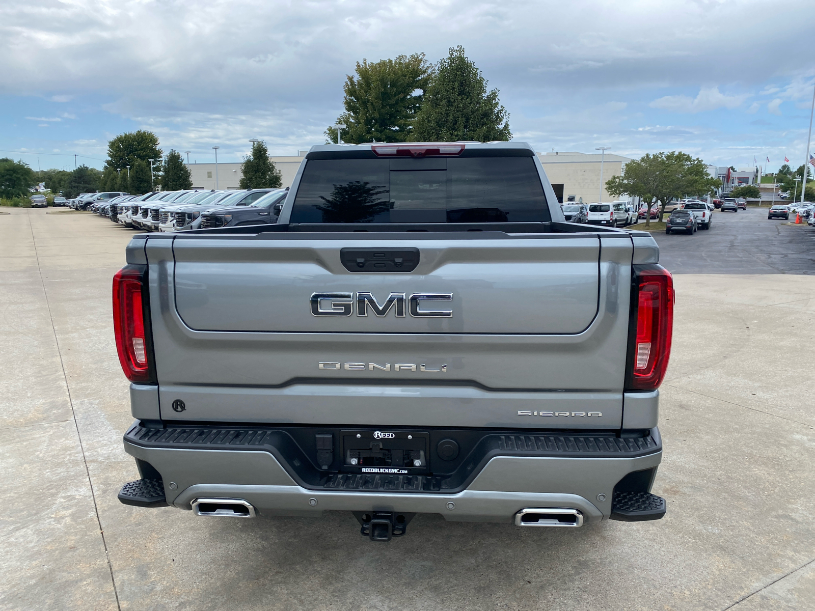 2024 GMC Sierra 1500 Denali Ultimate 4WD Crew Cab 147 7