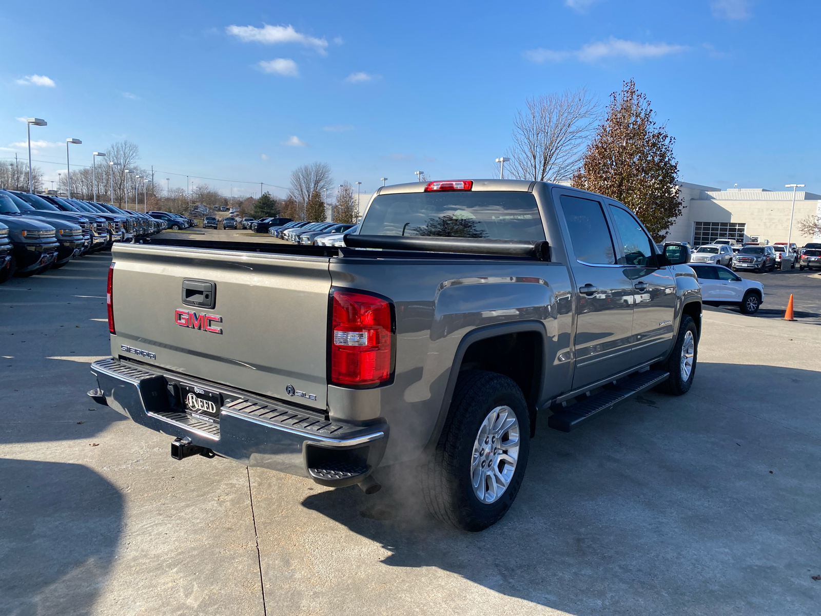 2017 GMC Sierra 1500 SLE 4WD Crew Cab 143.5 6