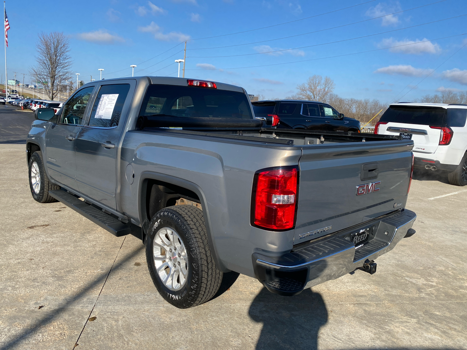 2017 GMC Sierra 1500 SLE 4WD Crew Cab 143.5 8