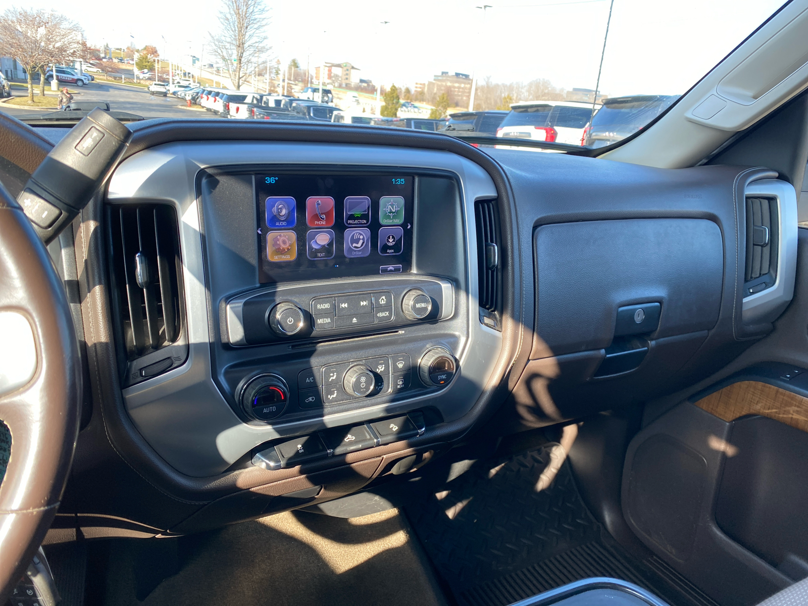 2017 GMC Sierra 1500 SLE 4WD Crew Cab 143.5 19