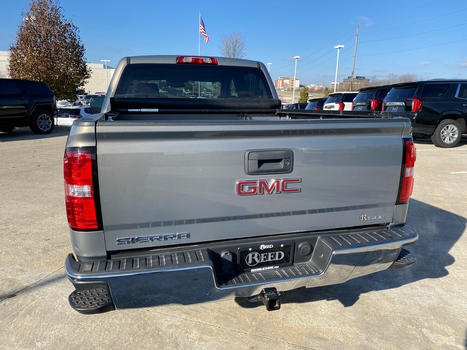 2017 GMC Sierra 1500 SLE 4WD Crew Cab 143.5 28