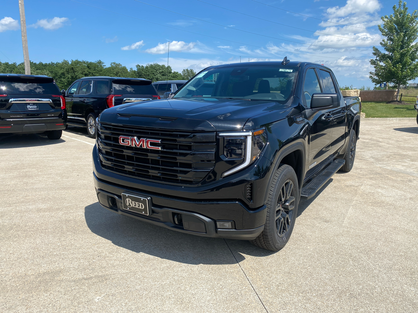 2024 GMC Sierra 1500 Elevation 4WD Crew Cab 147 2