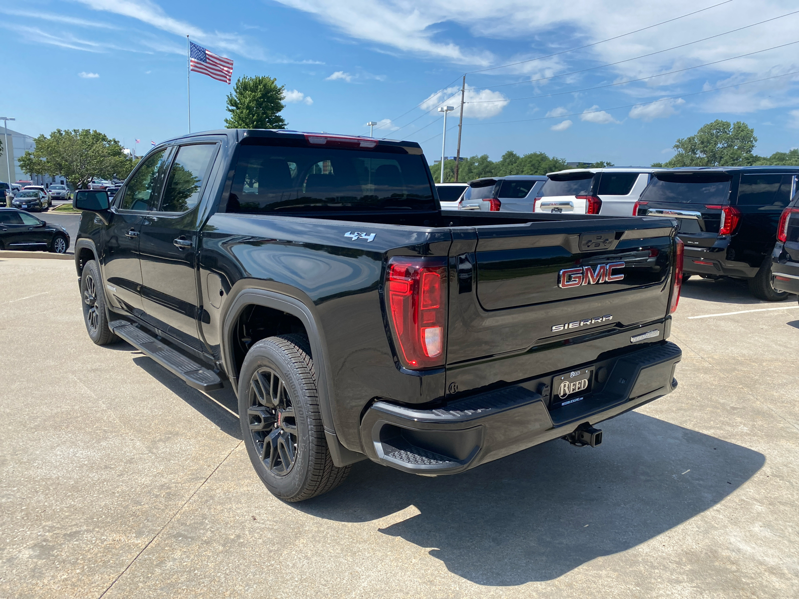 2024 GMC Sierra 1500 Elevation 4WD Crew Cab 147 8