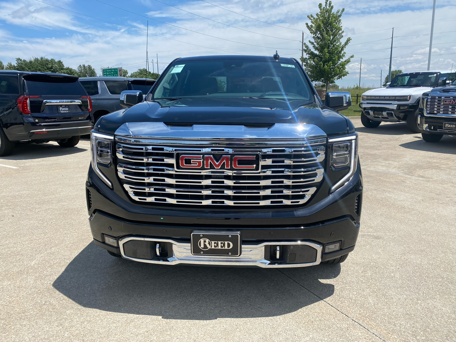 2024 GMC Sierra 1500 Denali 4WD Crew Cab 147 3