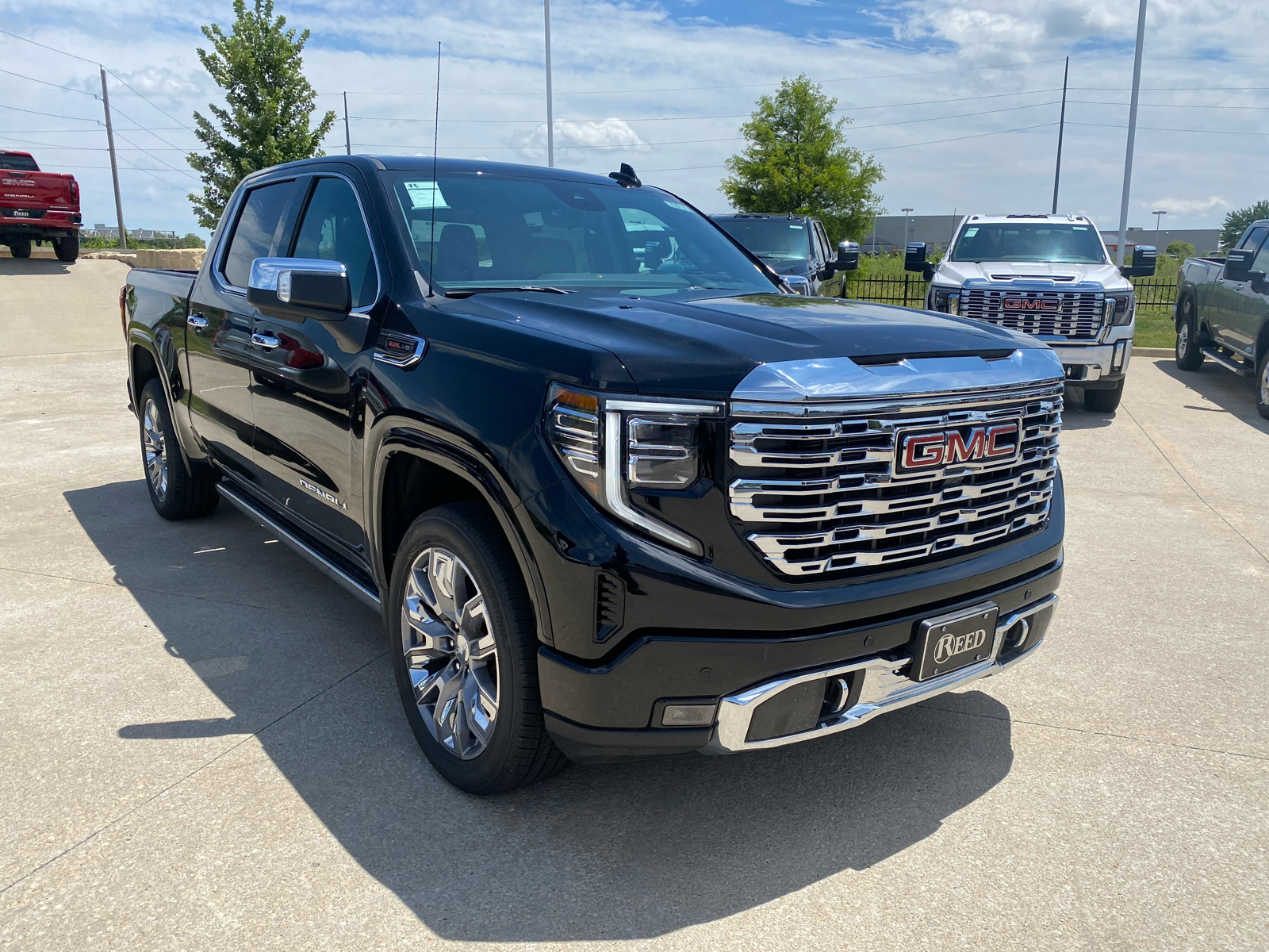 2024 GMC Sierra 1500 Denali 4WD Crew Cab 147 4