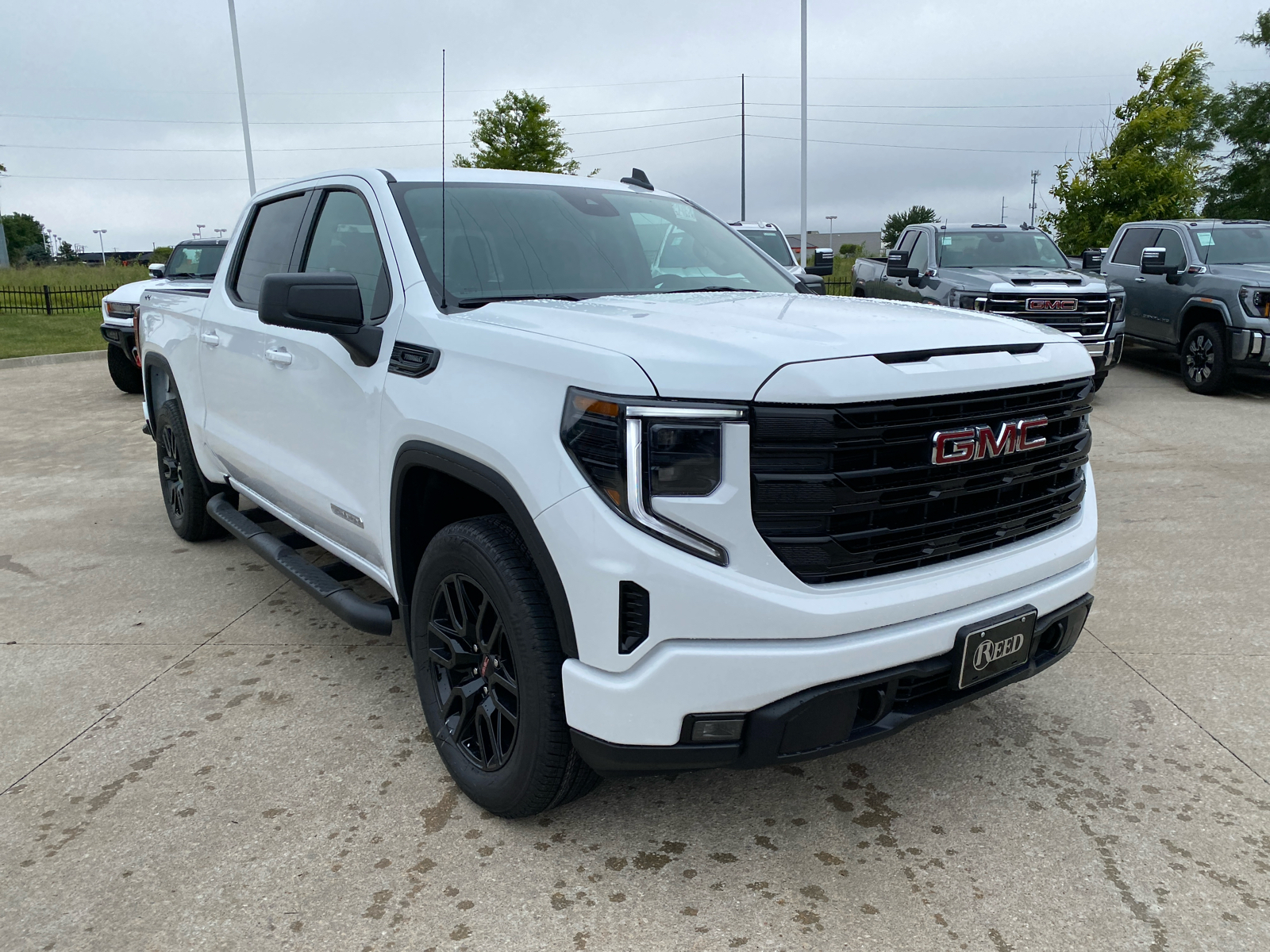 2024 GMC Sierra 1500 Elevation 4WD Crew Cab 147 4