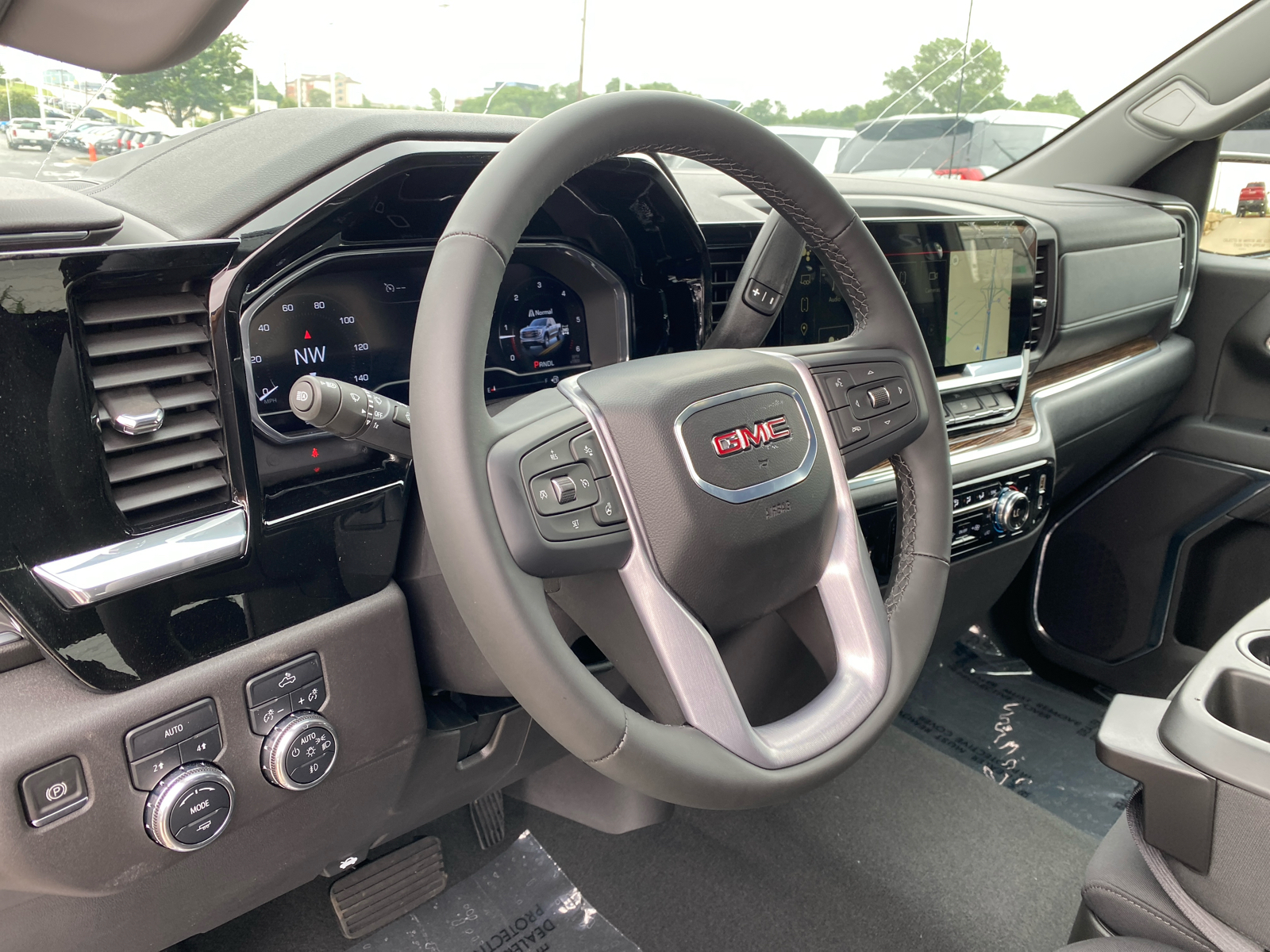 2024 GMC Sierra 1500 Elevation 4WD Crew Cab 147 12