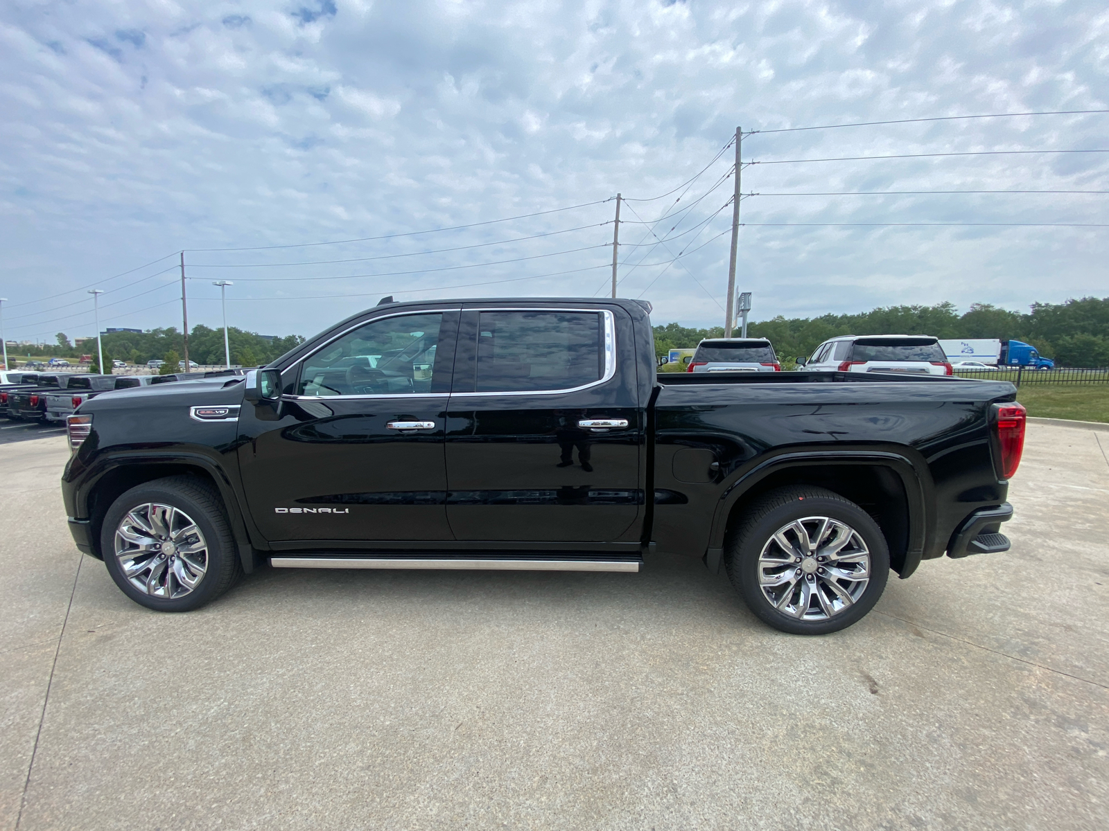 2024 GMC Sierra 1500 Denali 4WD Crew Cab 147 9