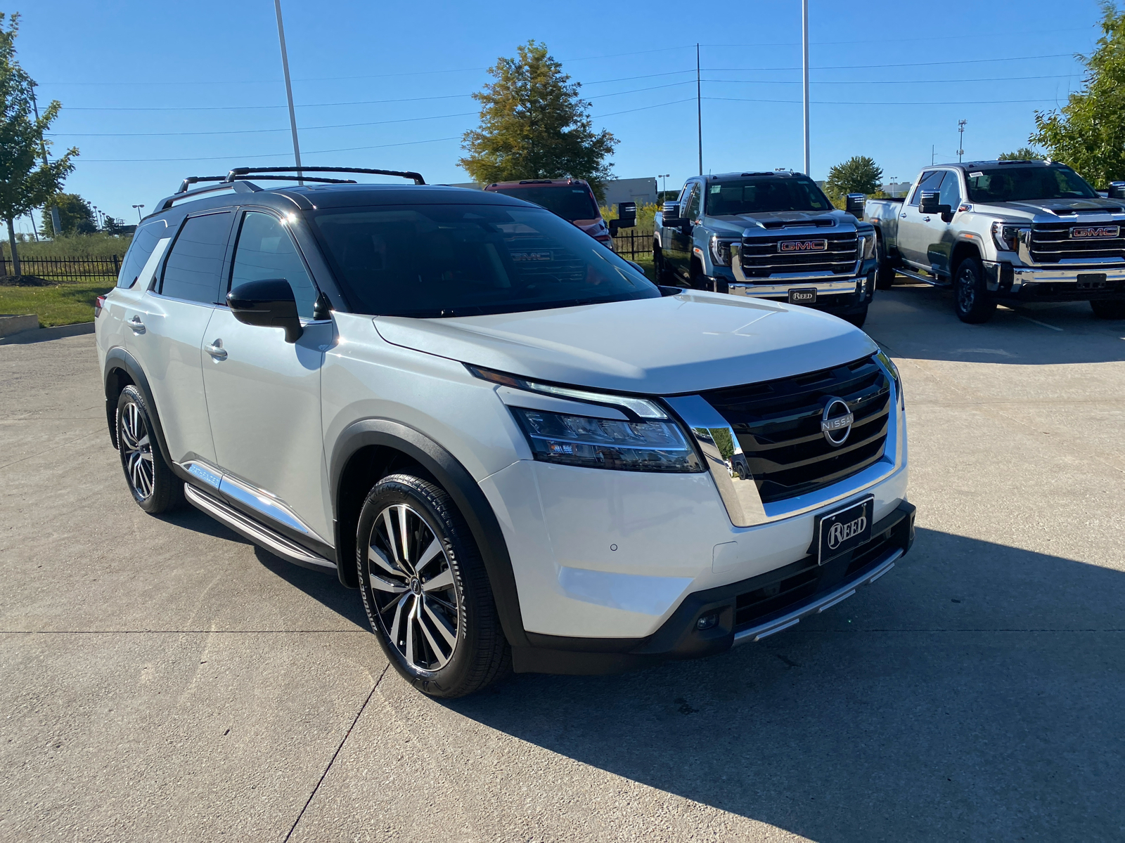 2024 Nissan Pathfinder Platinum 4