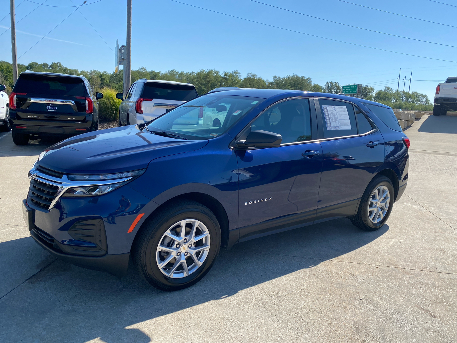 2023 Chevrolet Equinox LS 1