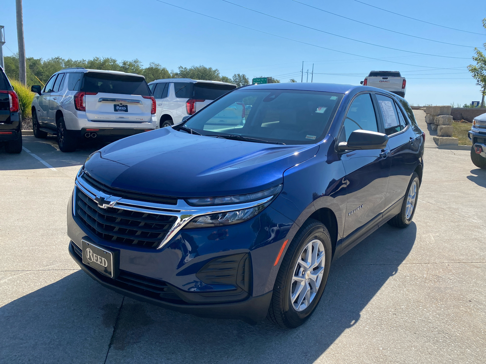 2023 Chevrolet Equinox LS 2