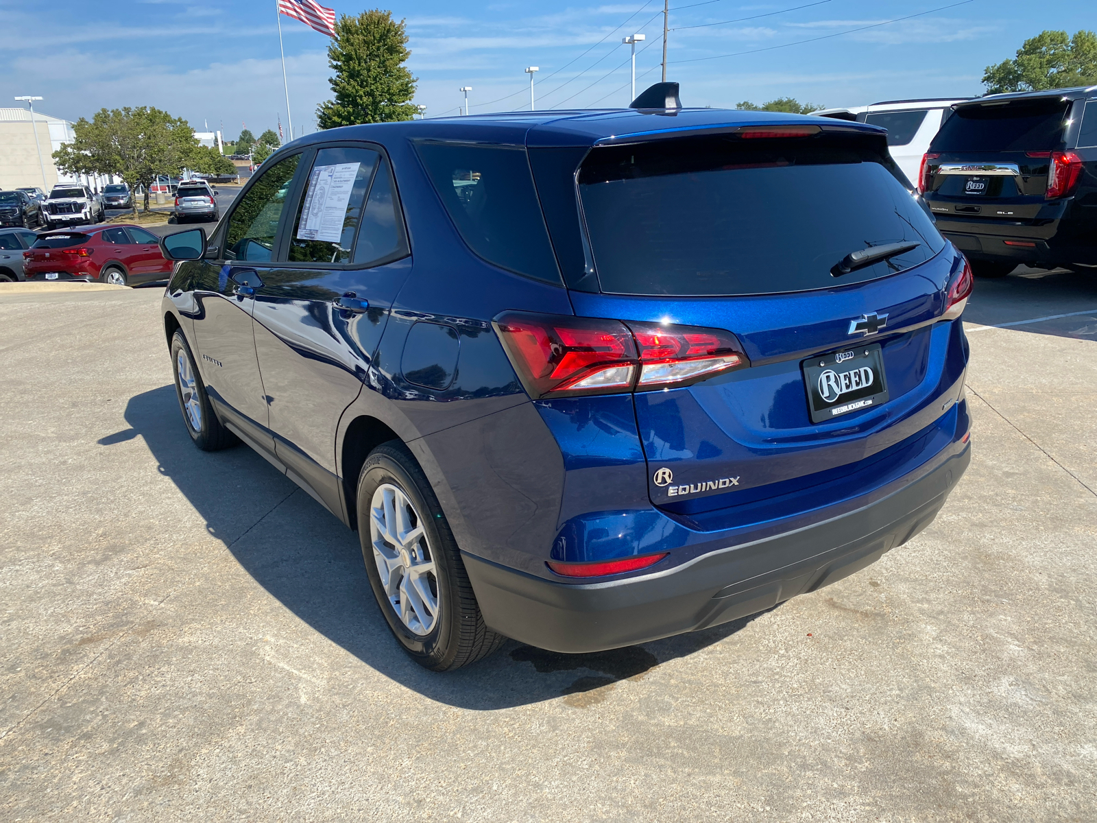 2023 Chevrolet Equinox LS 8