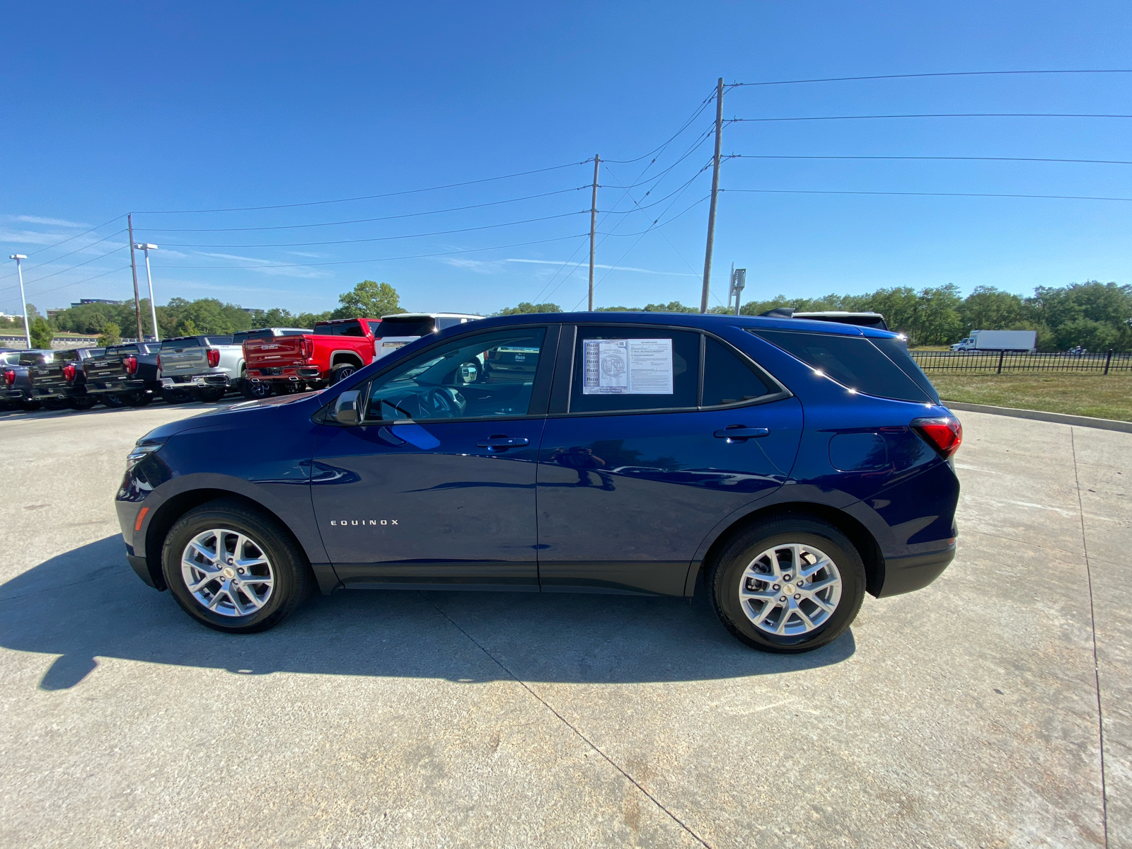 2023 Chevrolet Equinox LS 9