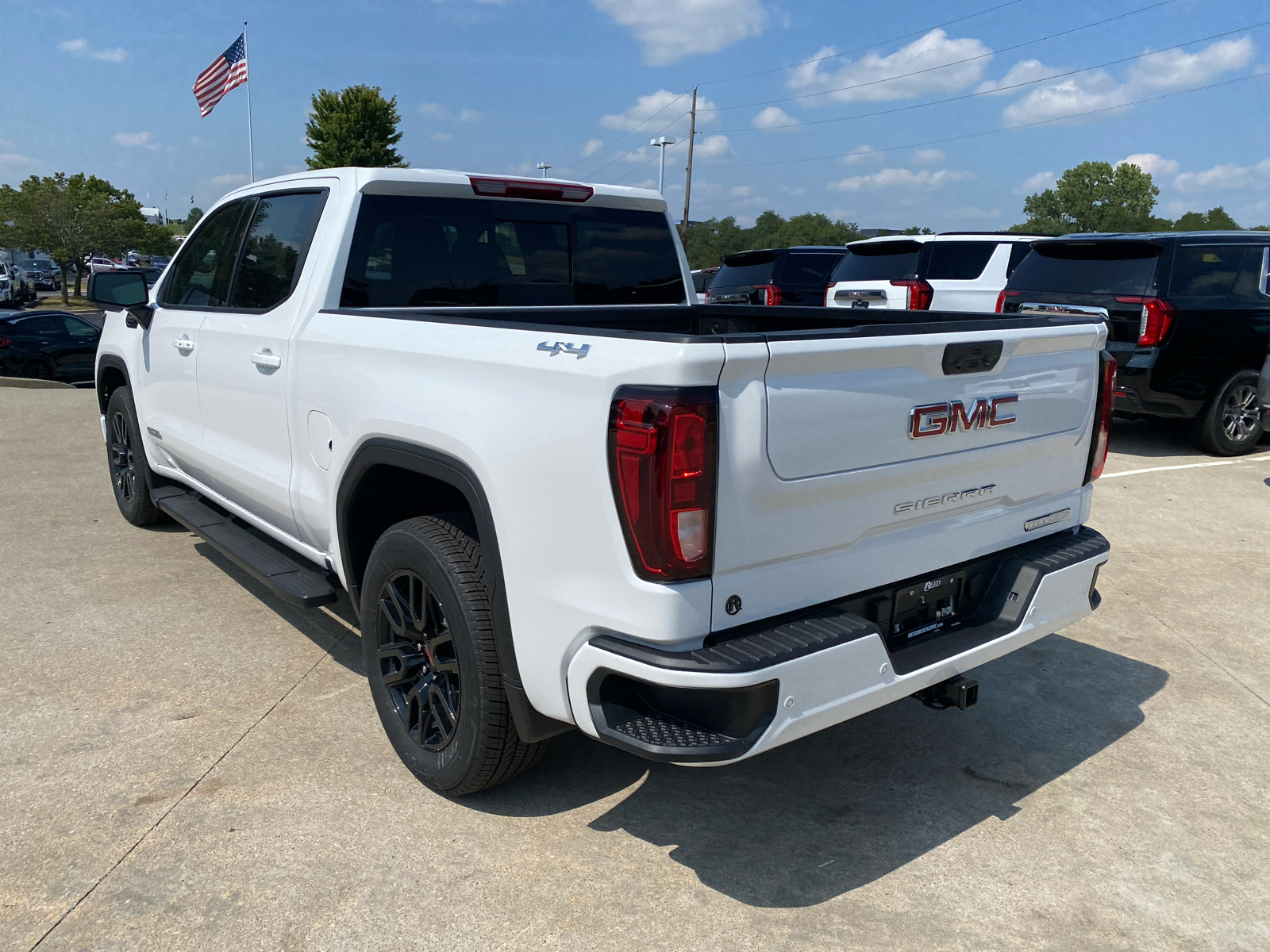 2024 GMC Sierra 1500 Elevation 4WD Crew Cab 147 8