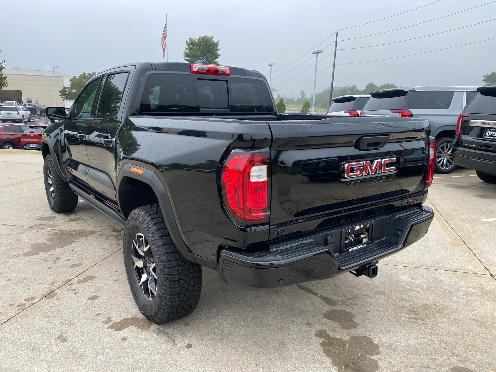 2024 GMC Canyon 4WD AT4X Crew Cab 8