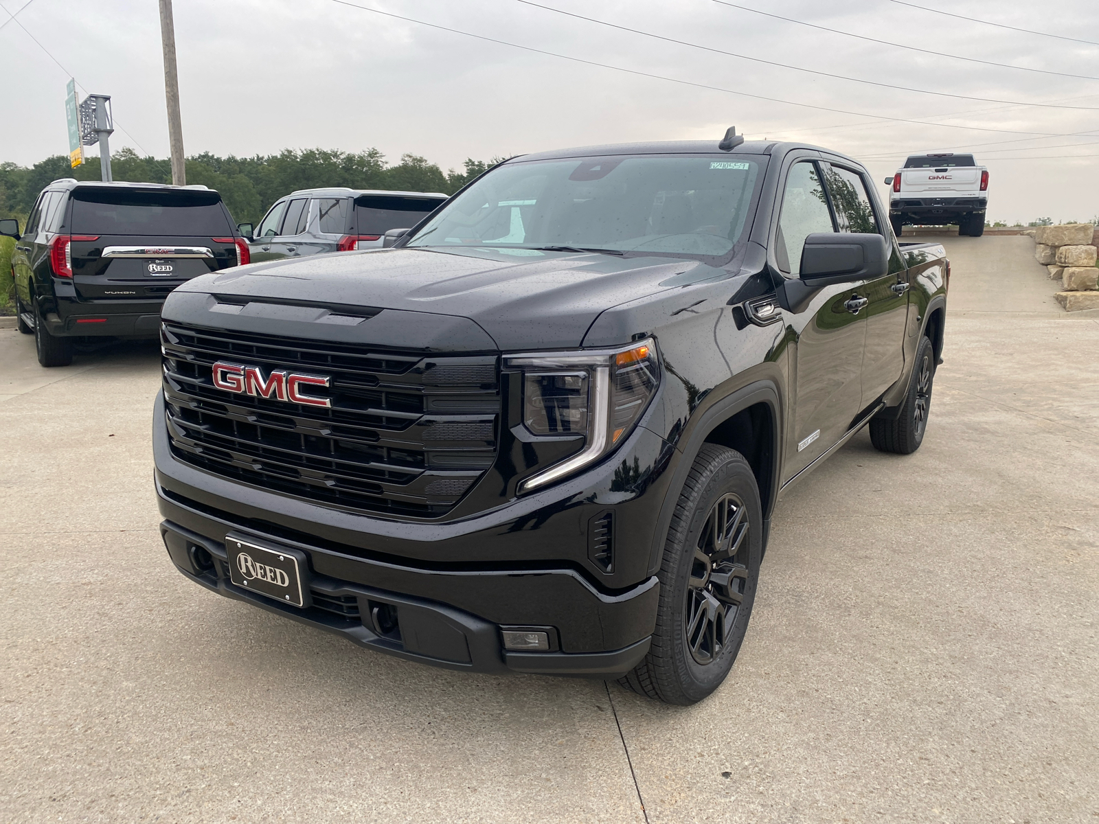 2024 GMC Sierra 1500 Elevation 4WD Crew Cab 147 2