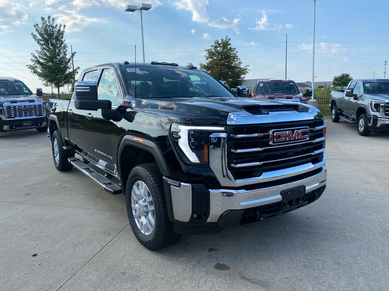 2024 GMC Sierra 2500HD SLT 4WD Crew Cab 159 4