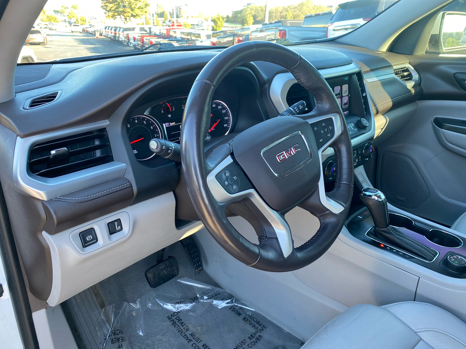 2017 GMC Acadia SLT 13