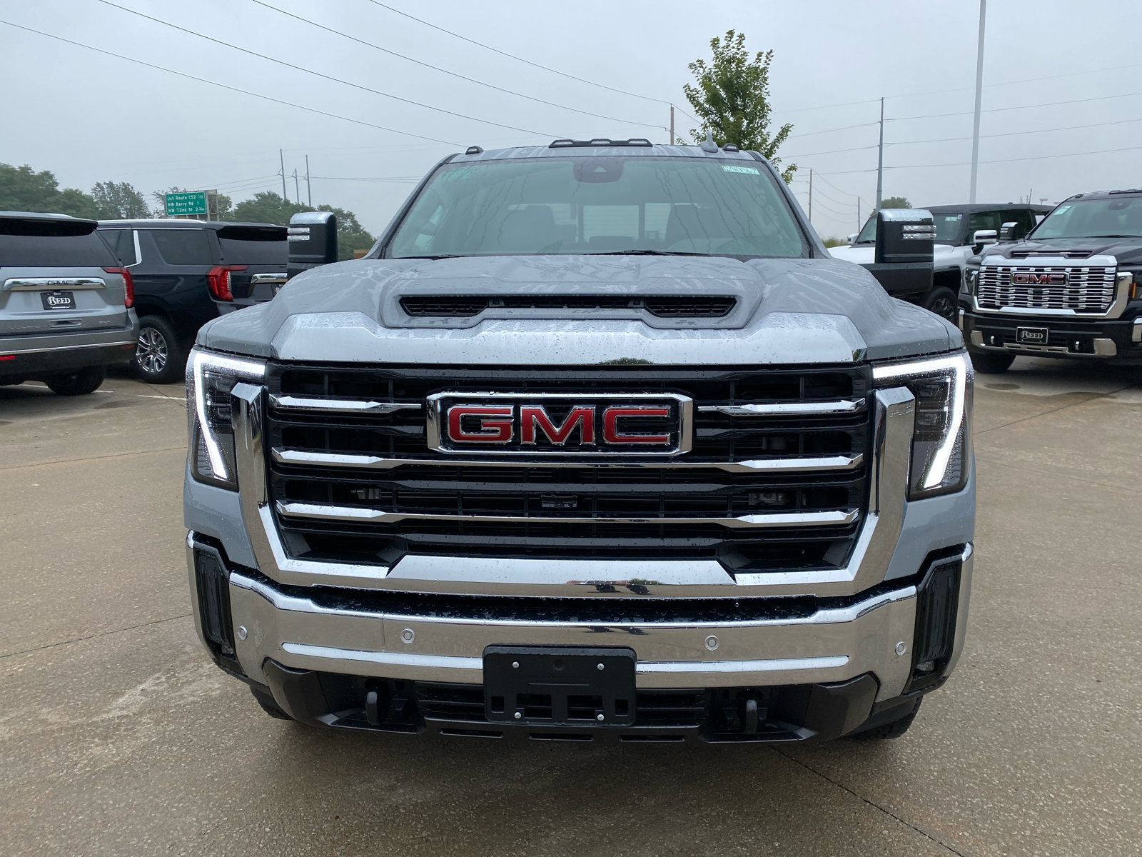 2024 GMC Sierra 2500HD SLT 4WD Crew Cab 159 3