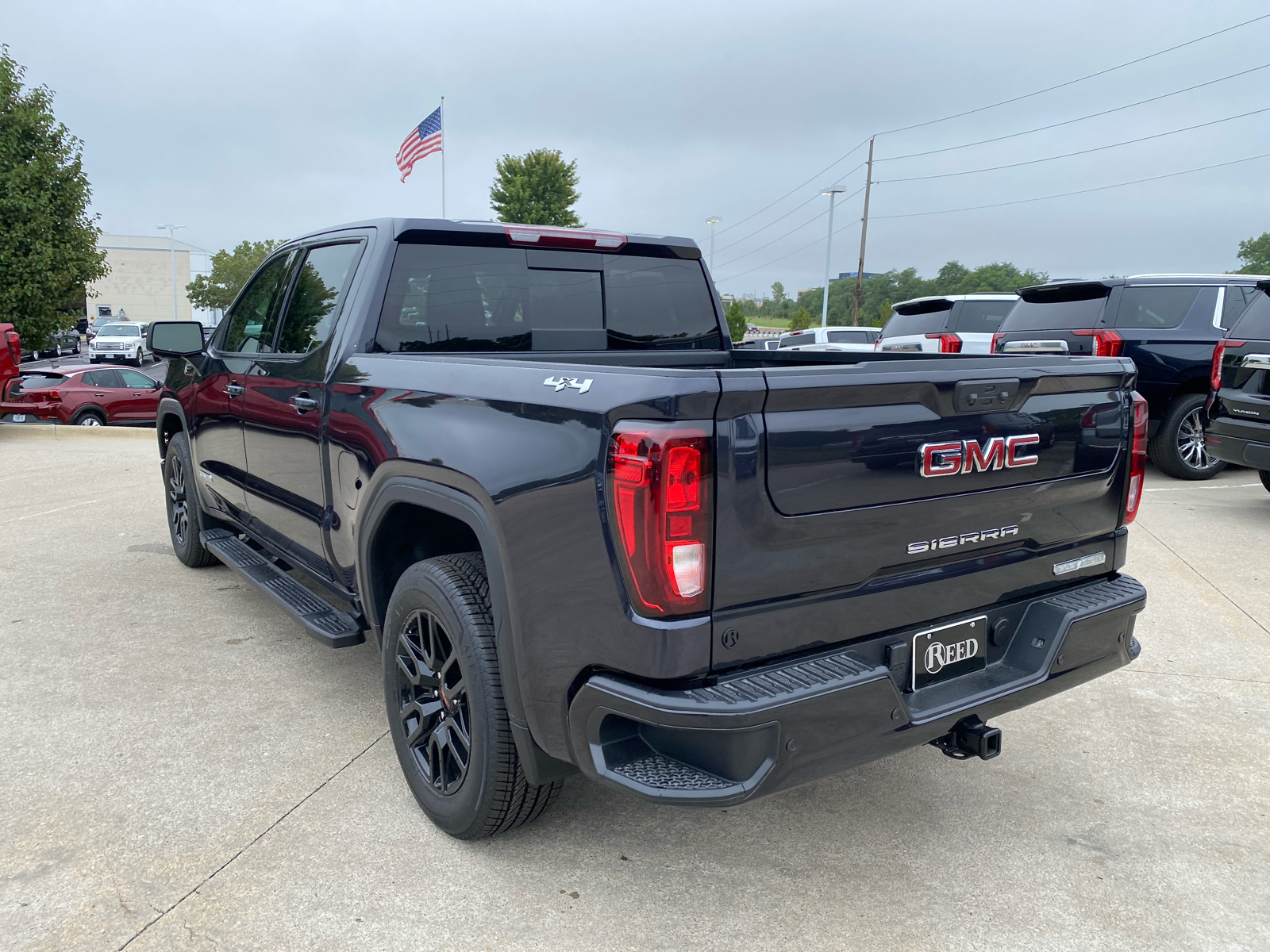 2024 GMC Sierra 1500 Elevation 4WD Crew Cab 147 8