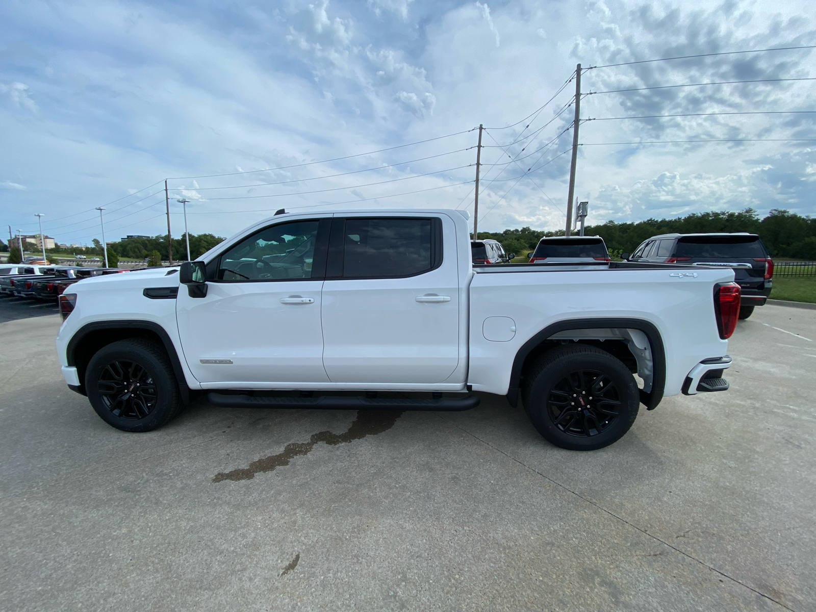 2024 GMC Sierra 1500 Elevation 4WD Crew Cab 147 9