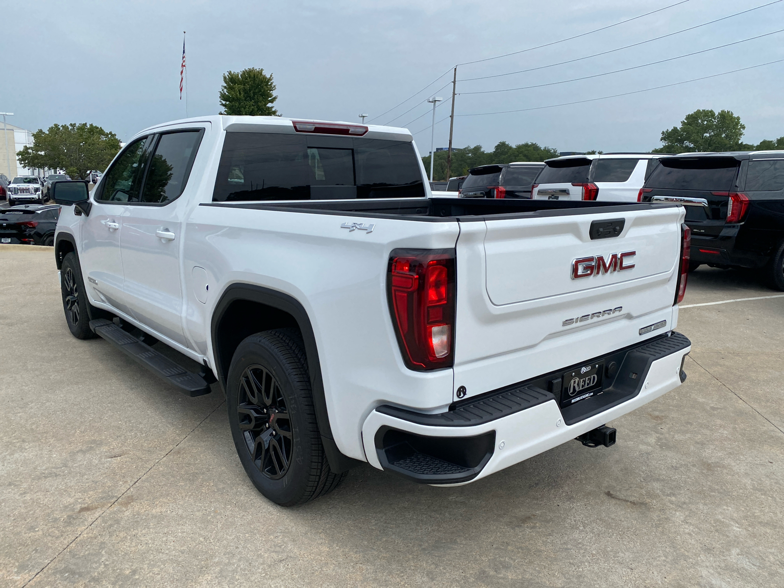 2024 GMC Sierra 1500 Elevation 4WD Crew Cab 147 8