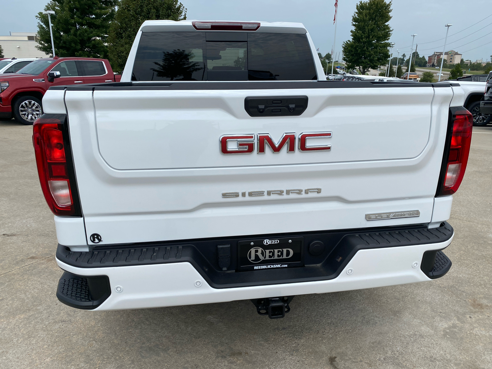 2024 GMC Sierra 1500 Elevation 4WD Crew Cab 147 33