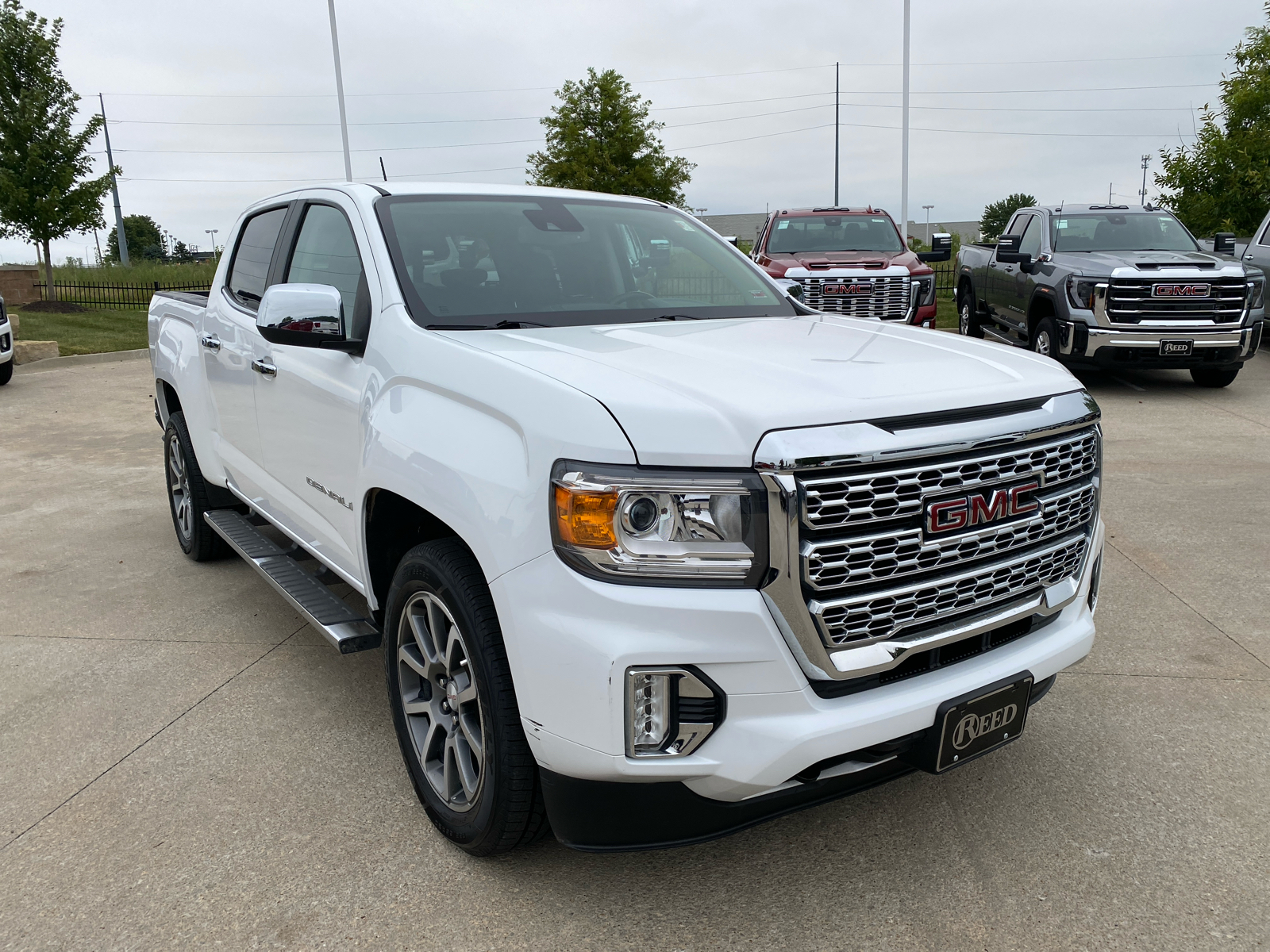 2022 GMC Canyon 4WD Denali Crew Cab 128 4