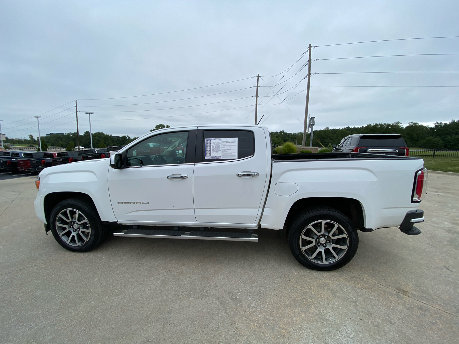 2022 GMC Canyon 4WD Denali Crew Cab 128 9