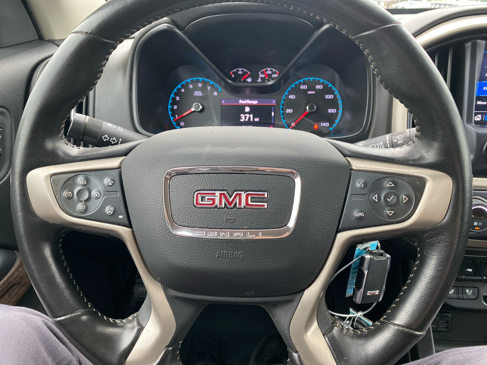 2022 GMC Canyon 4WD Denali Crew Cab 128 14