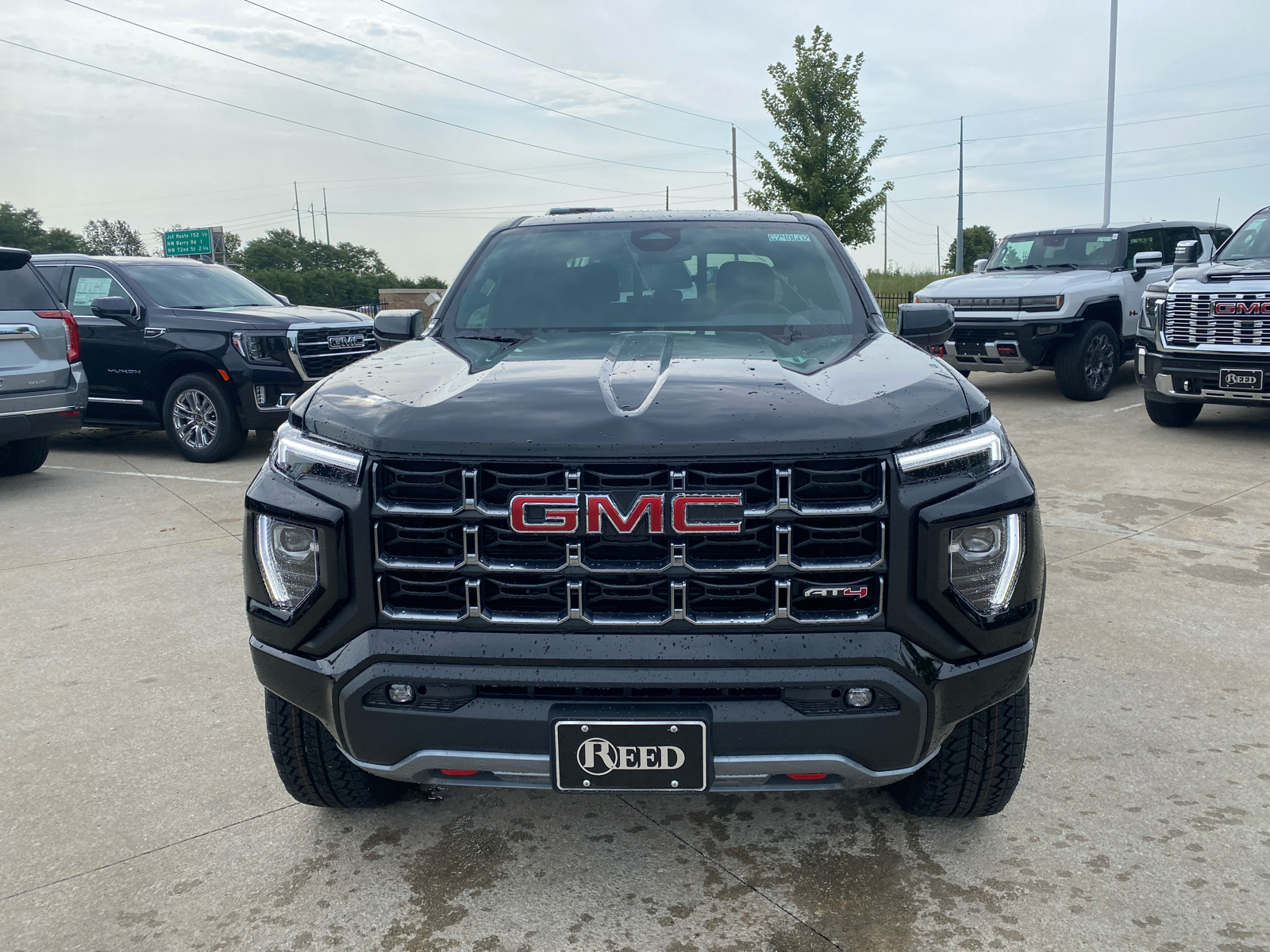 2024 GMC Canyon 4WD AT4 Crew Cab 3