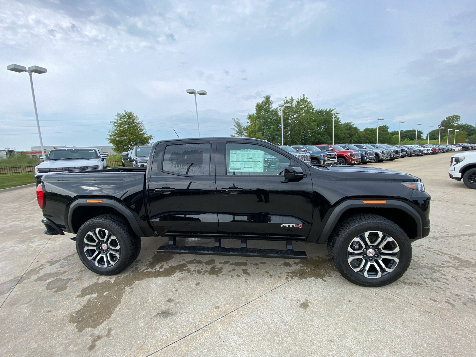 2024 GMC Canyon 4WD AT4 Crew Cab 5